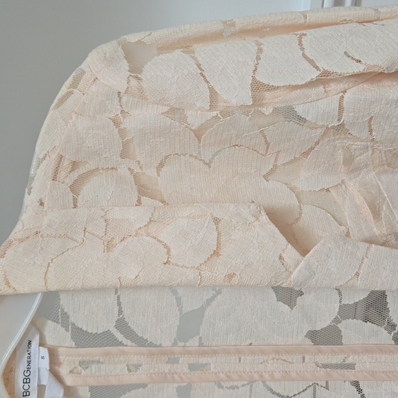 BCBG size S see thru pink jacket - Picture 3 of 4